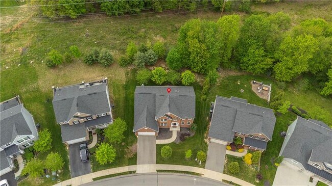 Building Photo - 207 Eddie Lewis Dr