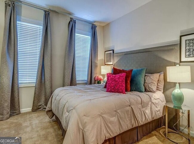 Building Photo - 1600 Blairs Bridge Rd