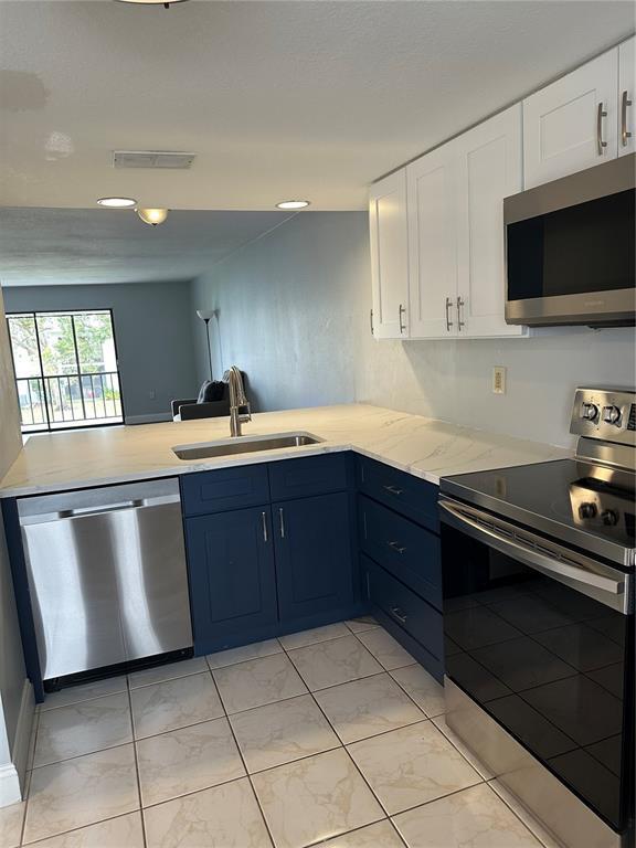 Building Photo - 106 Mary Dr