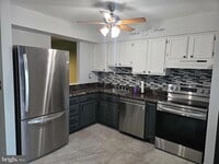 Building Photo - 2118 Cedar Barn Way