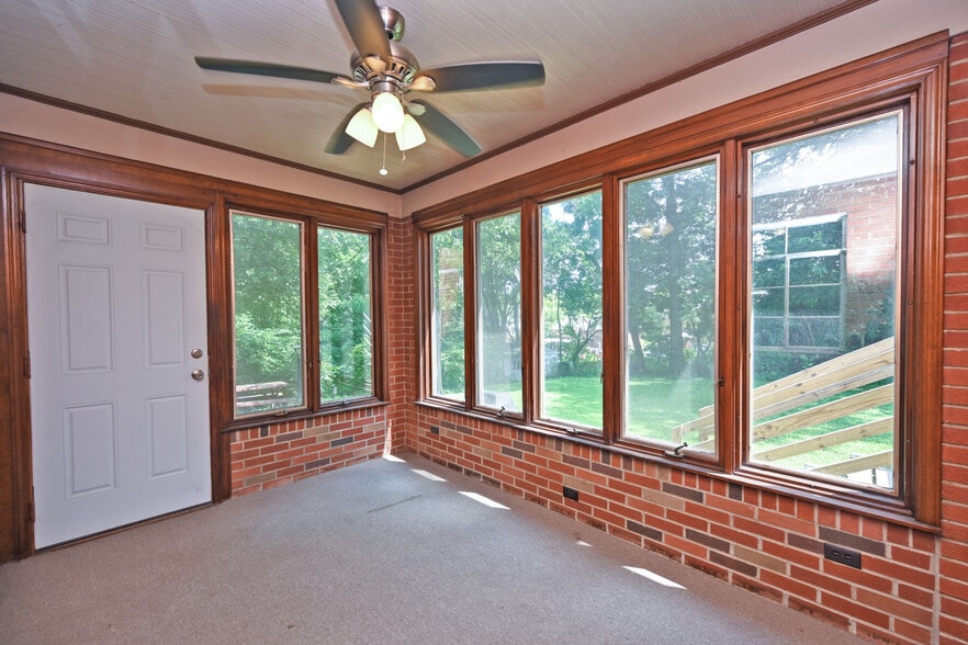 Building Photo - 5275 Cleves Warsaw Pike