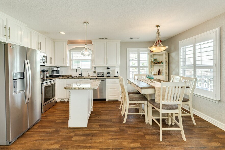 Building Photo - 207 Sandpebble Pl