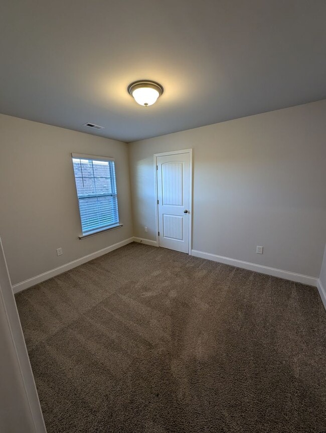 Building Photo - 244 Abercorn Dr