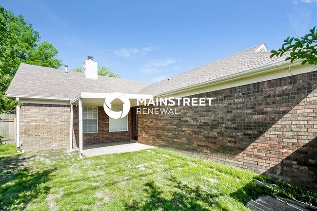 Building Photo - 3 Bedroom Pet-Friendly Home in Cordova, TN with Main Street Renewal