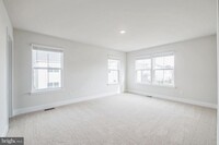 Building Photo - 121 Nootka Wy