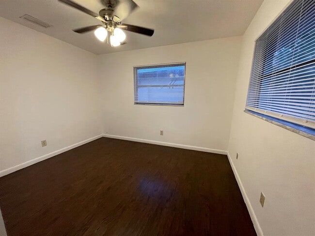 Building Photo - 471 Keene Park Dr E