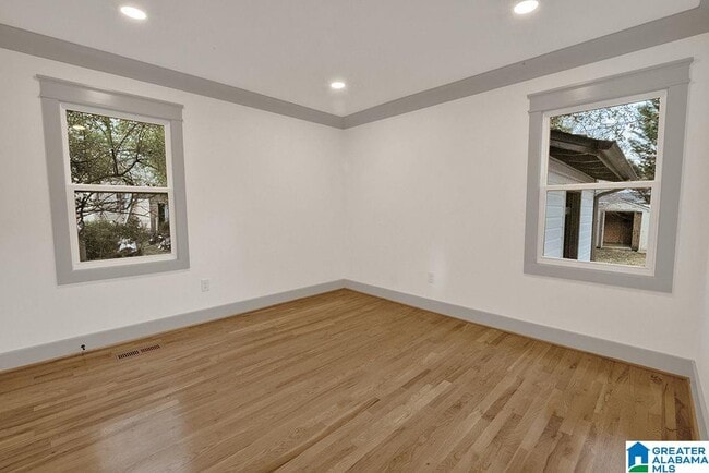 Building Photo - 609 Cobb St