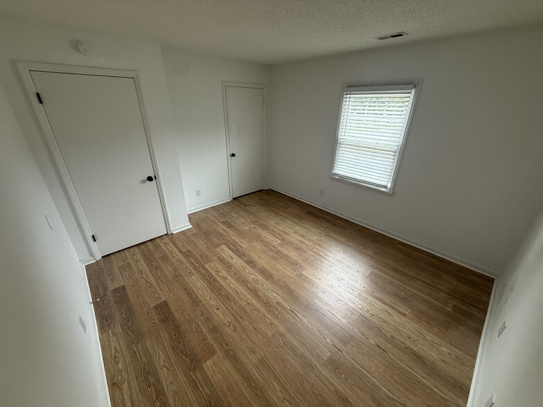 Bedroom 2 - 4640 Old Lantern Way