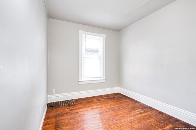 Building Photo - 1201 Michigan St