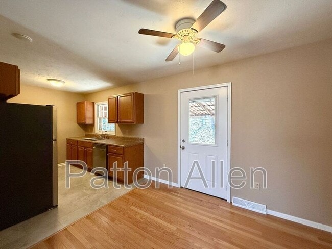 Building Photo - 12 W Haith Dr