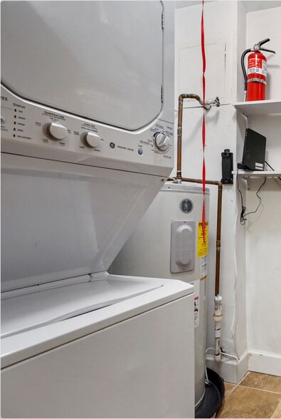 In Unit W/D! - 724 5th St NE