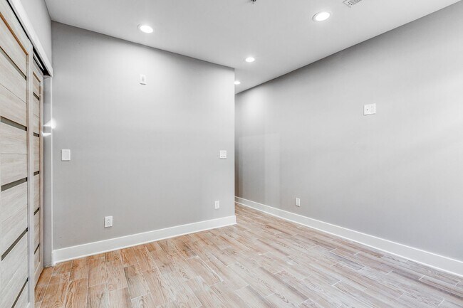 Building Photo - Brand New Luxury Apartments Brewerytown
