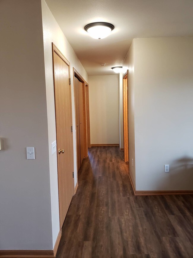 Building Photo - 112 Lakewood Terrace