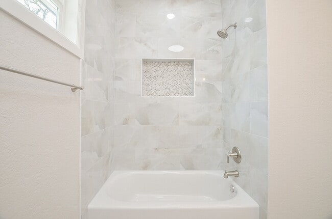 Building Photo - 4333 Harby St