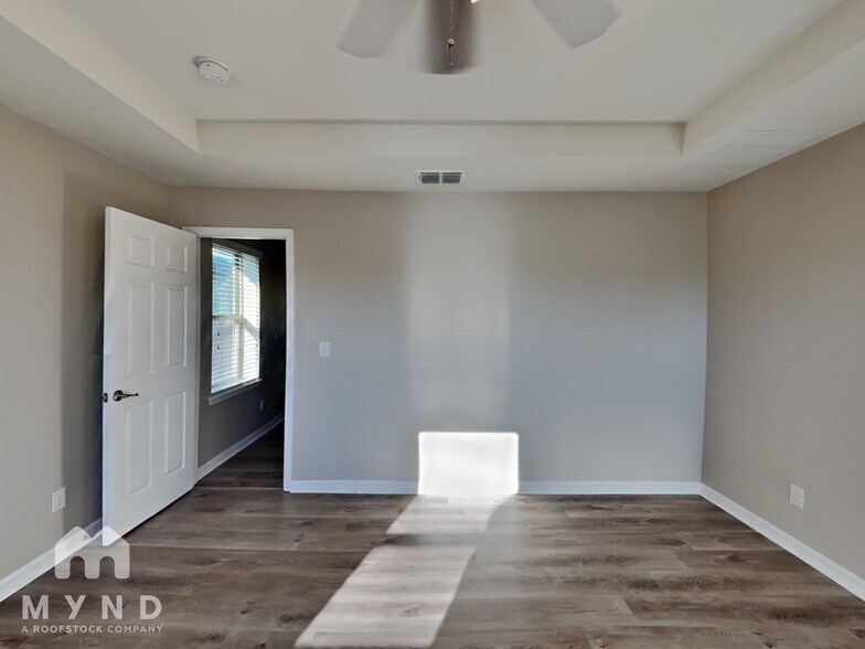 Building Photo - 1513 Gadsden Point Pl