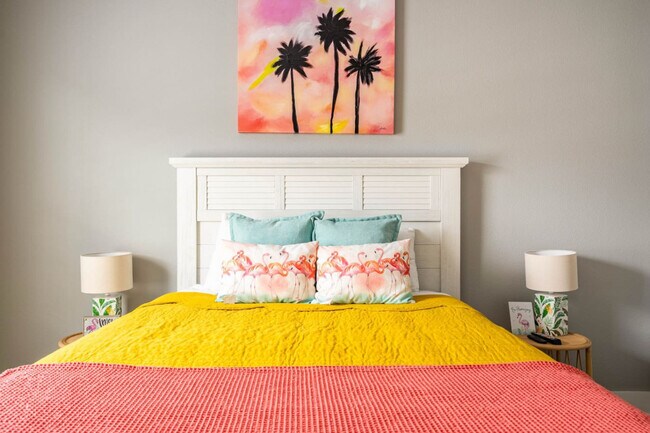 Building Photo - 939 Palm Ridge Dr