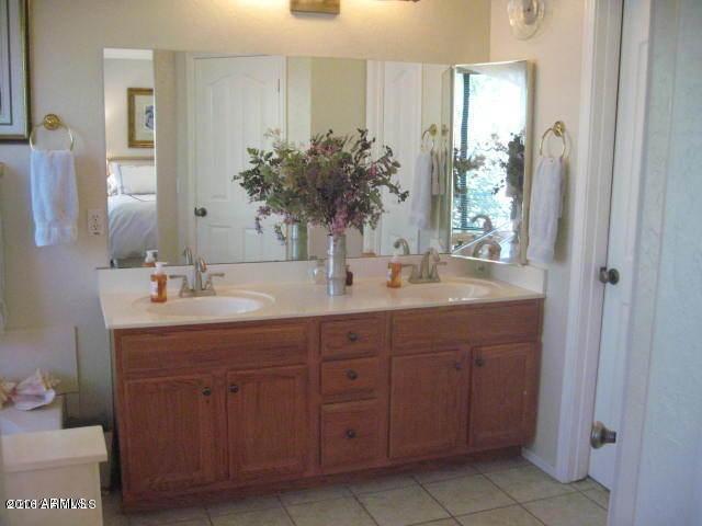 Building Photo - 1410 N Pebble Beach Dr