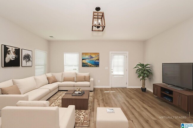 Building Photo - 142 Kings Wy