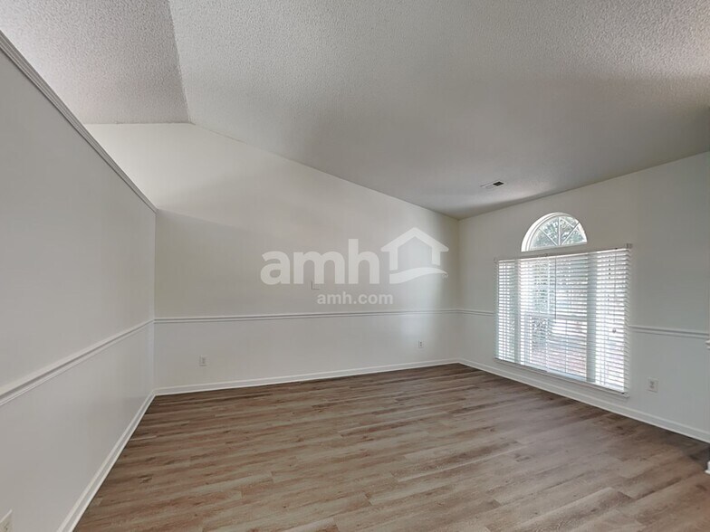 Building Photo - 5548 Timbertop Ln