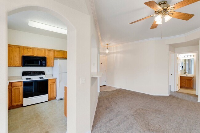 Building Photo - 3625 Strawberry Field Grove