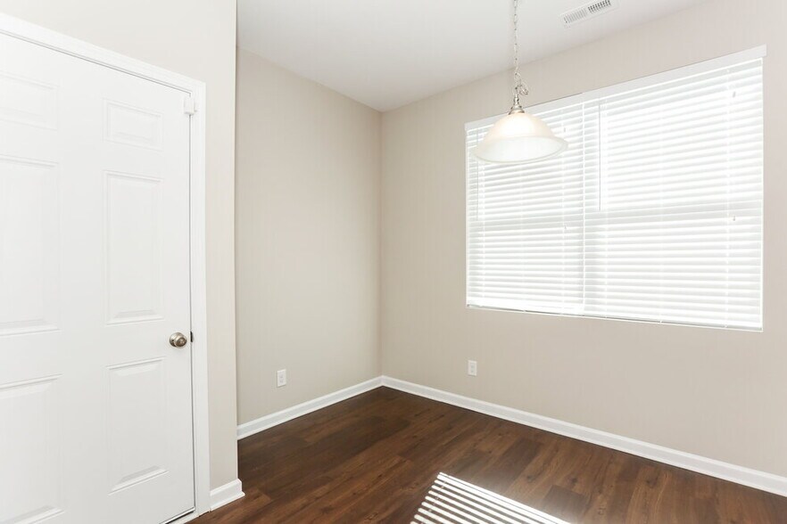 Building Photo - 11723 Bending Branch Rd