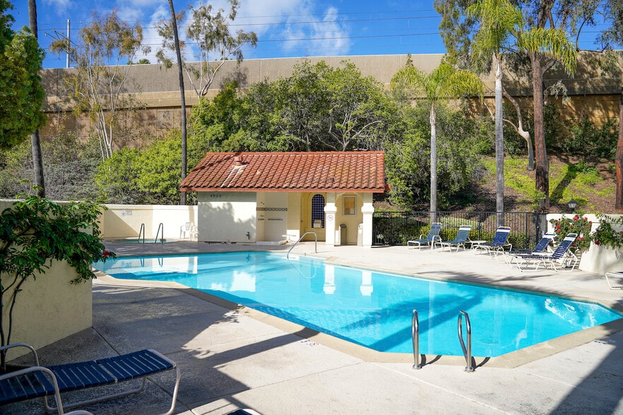 Building Photo - 4095 Rosenda Ct