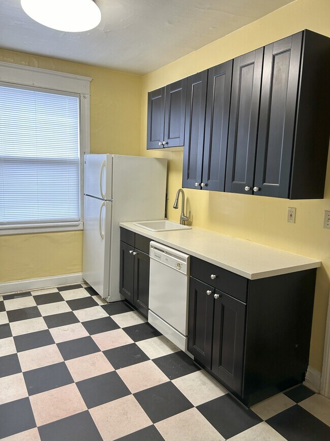 Floorplan - Avon Apartments