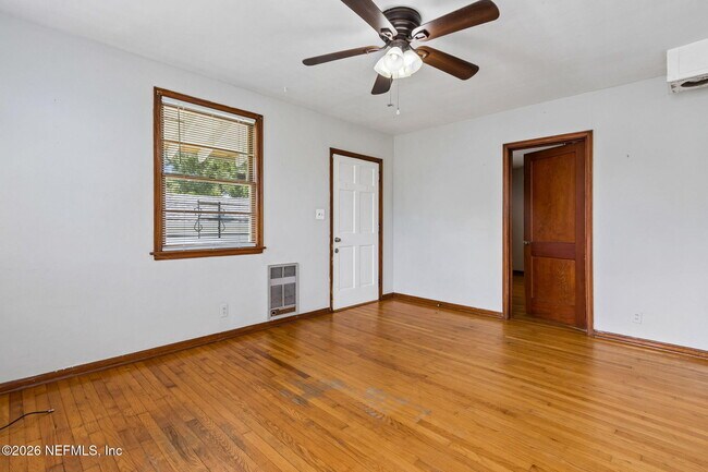 Building Photo - 2747 Forbes St