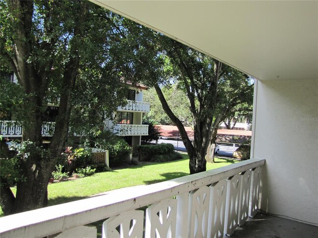 Building Photo - 2630 Pearce Dr