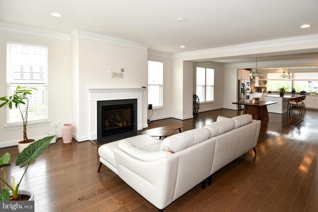 Building Photo - 13825 Estuary Pl