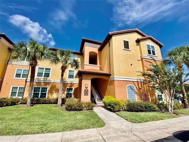 Building Photo - 5467 Vineland Rd