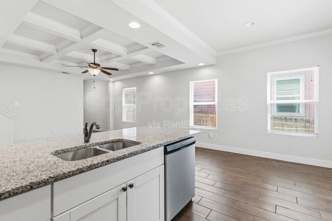 Building Photo - 6314 Melanzane Ave