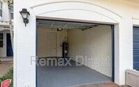 Building Photo - 6116 Yellow Sun Dr