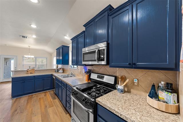 Building Photo - 1514 Greenbrier Dr