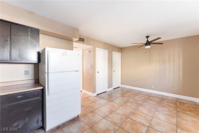 Building Photo - 7090 Burcot Ave