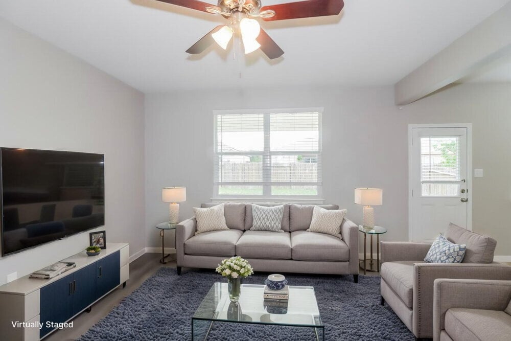 Building Photo - 400 Captain Grumbles Dr