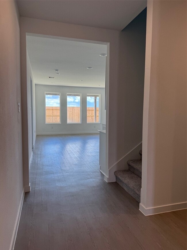 Building Photo - 28611 Bluebonnet Grotto Dr