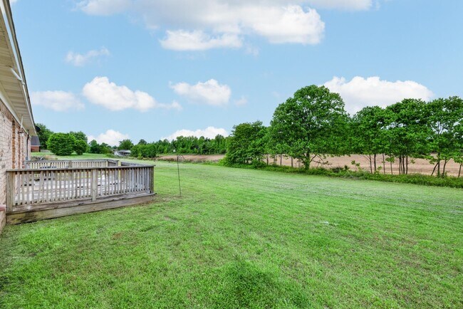 Building Photo - 463 David Reed Dr