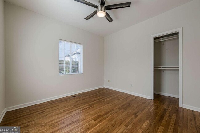 Building Photo - 1977 N Decatur Rd