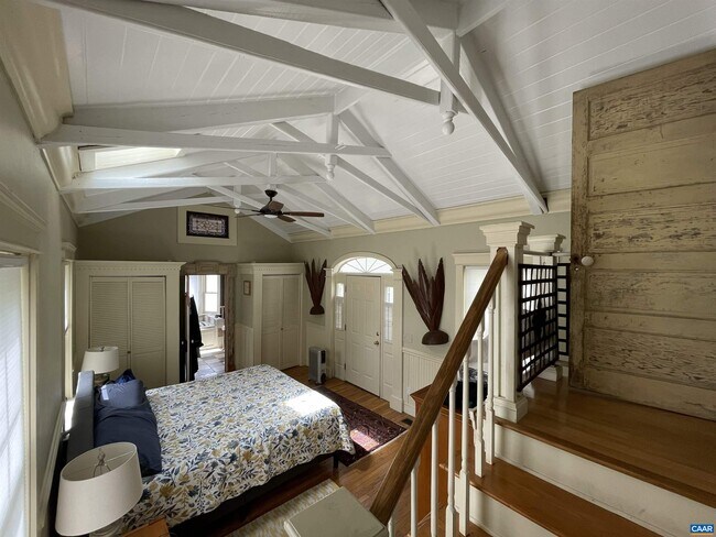 Building Photo - 954 Old Lynchburg Rd