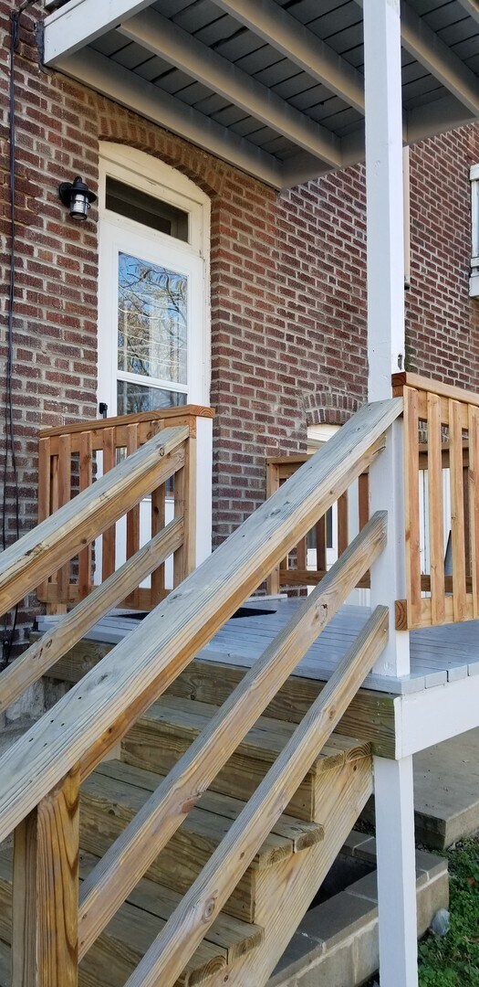 Building Photo - 5109 S Broadway