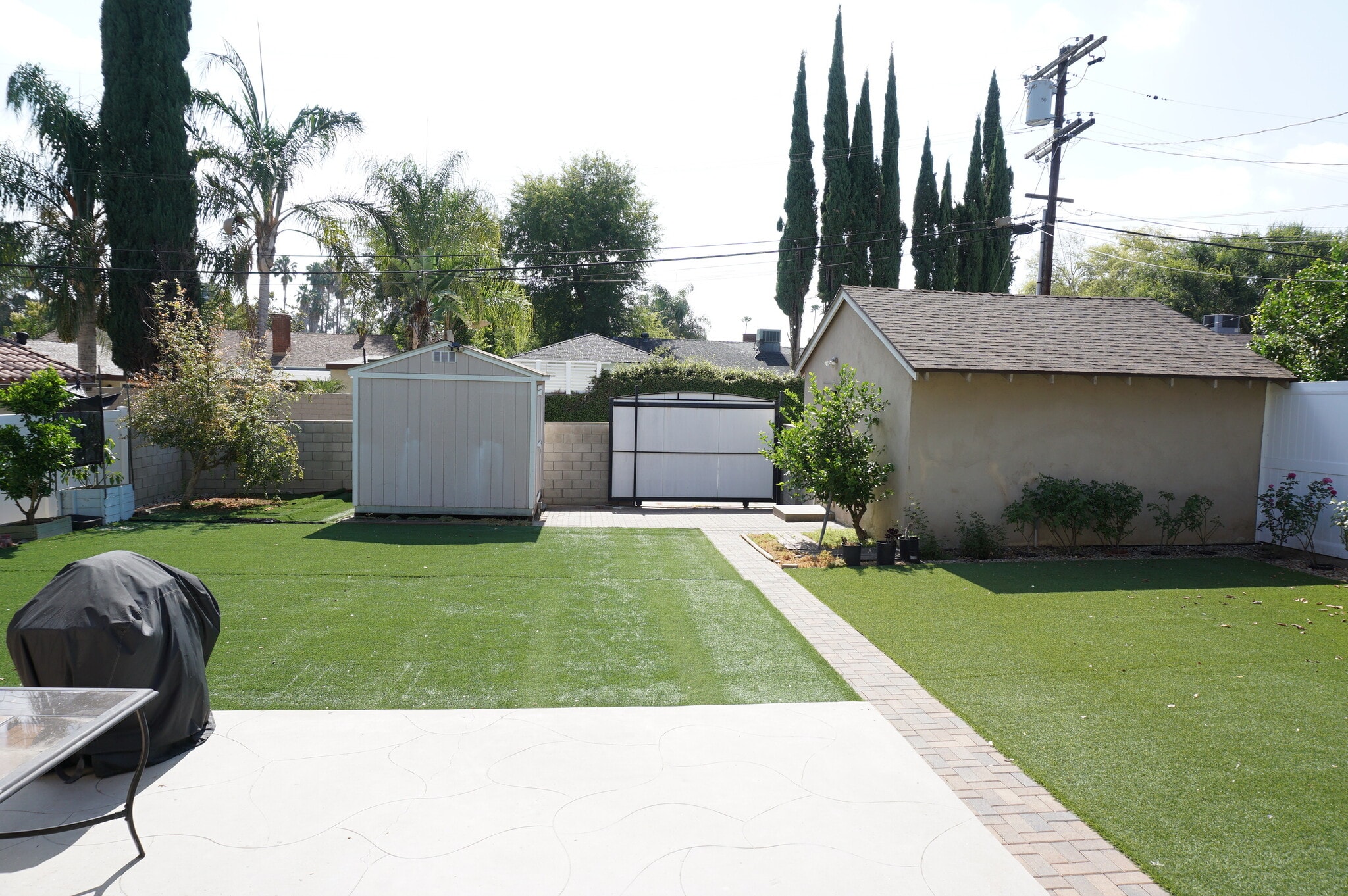 Building Photo - 5540 Balboa Blvd