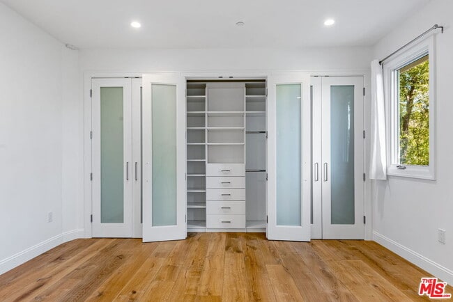 Building Photo - 19621 Wells Dr