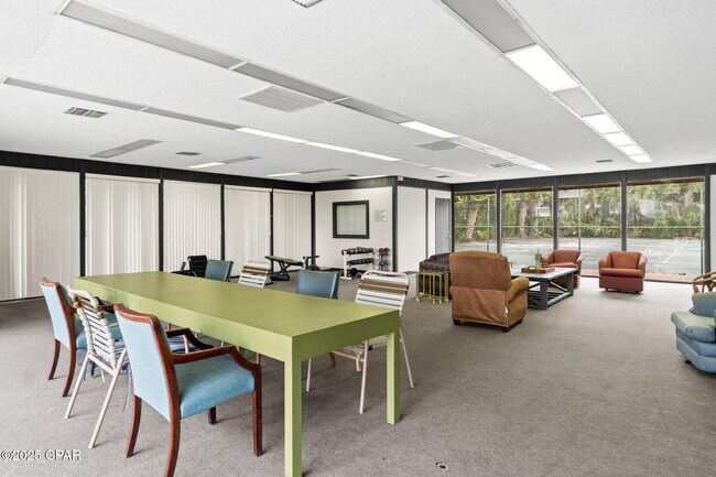 Building Photo - 6901 N Lagoon Dr