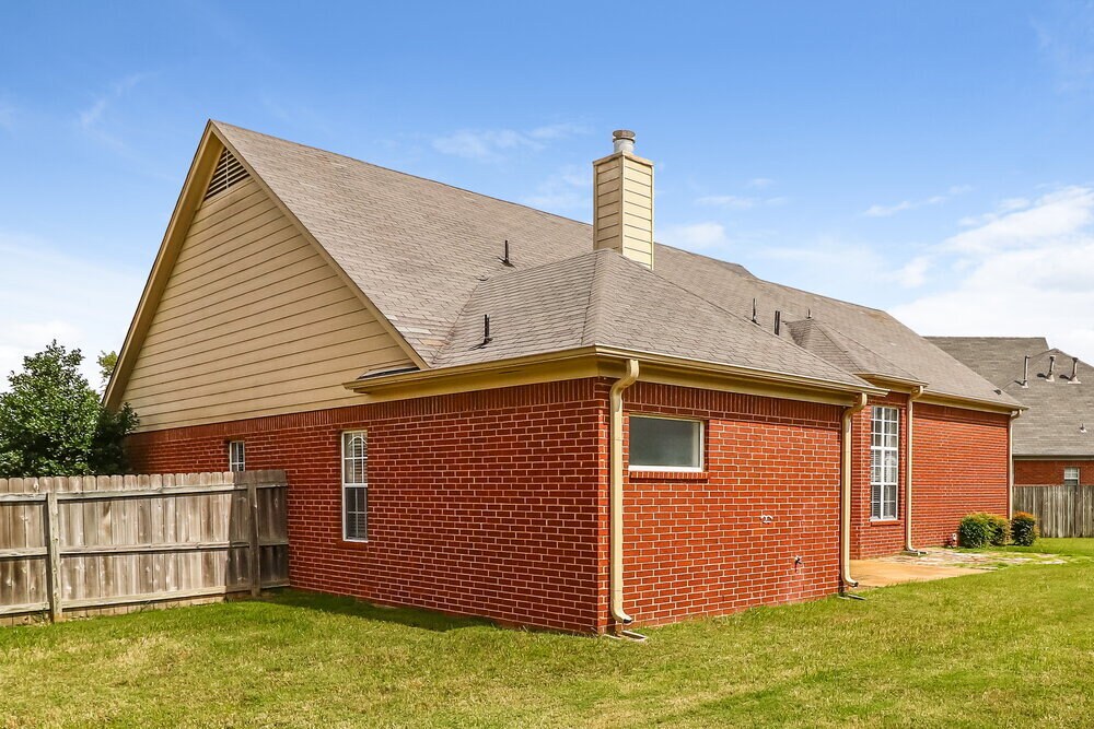 Building Photo - 1605 S Frence Creek Cove