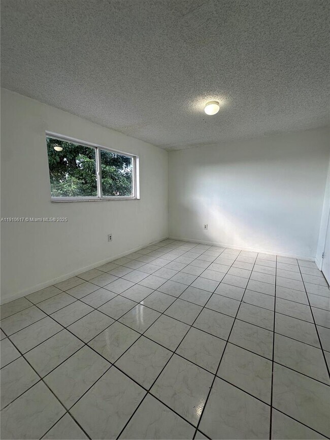 Building Photo - 11307 SW 200th St