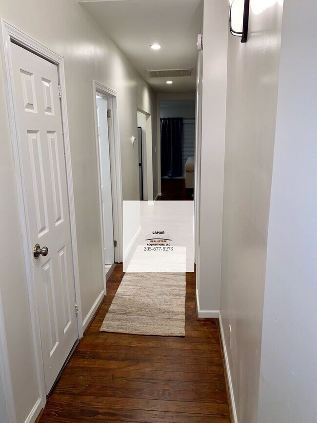Building Photo - Charming 3BR House in Birmingham
