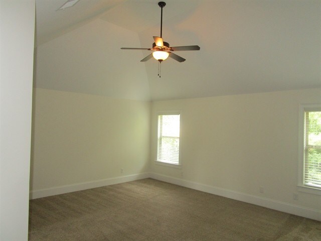 Building Photo - 2572 Corey Park Dr