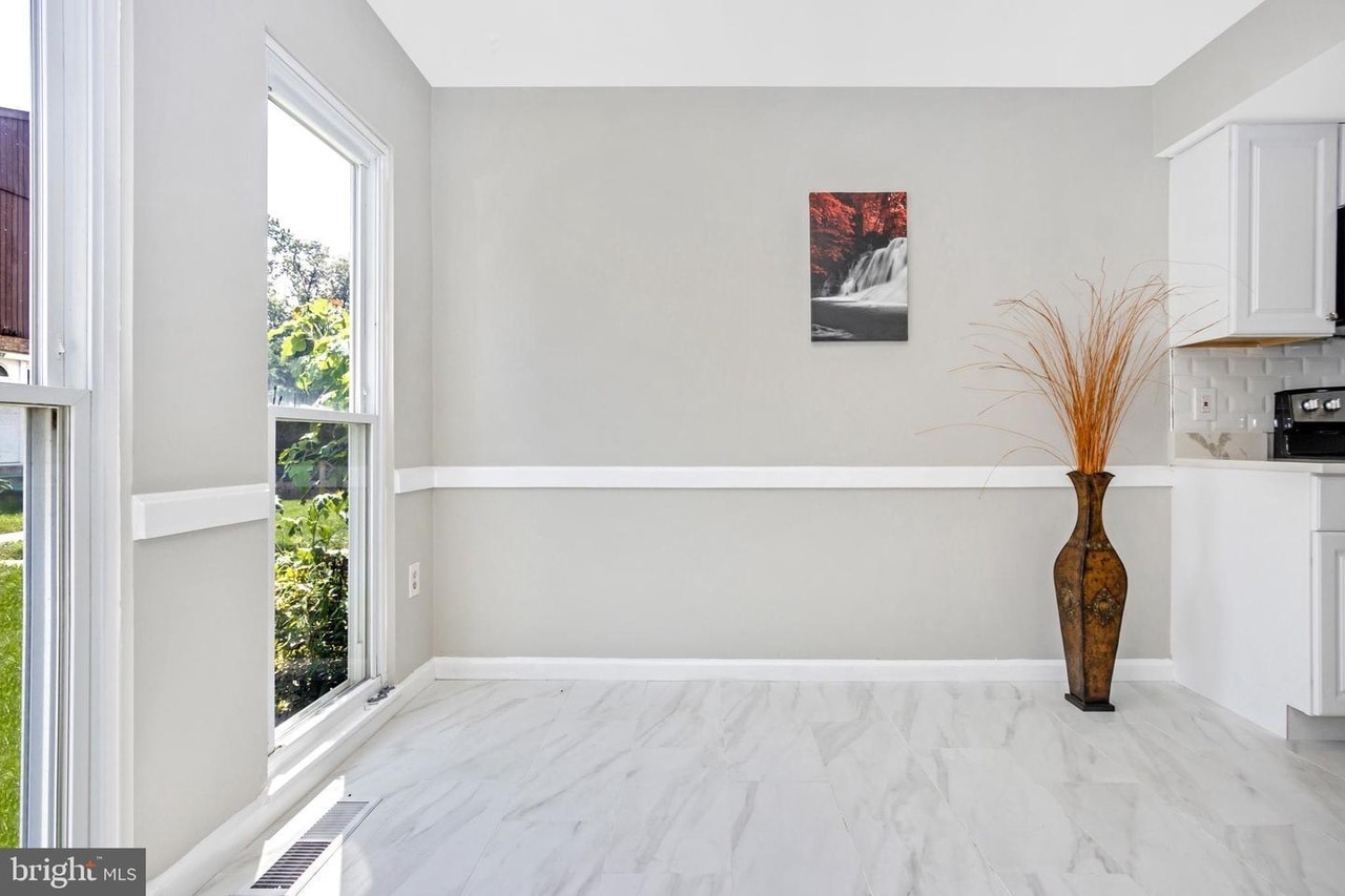 Building Photo - 7249 Mill Run Dr