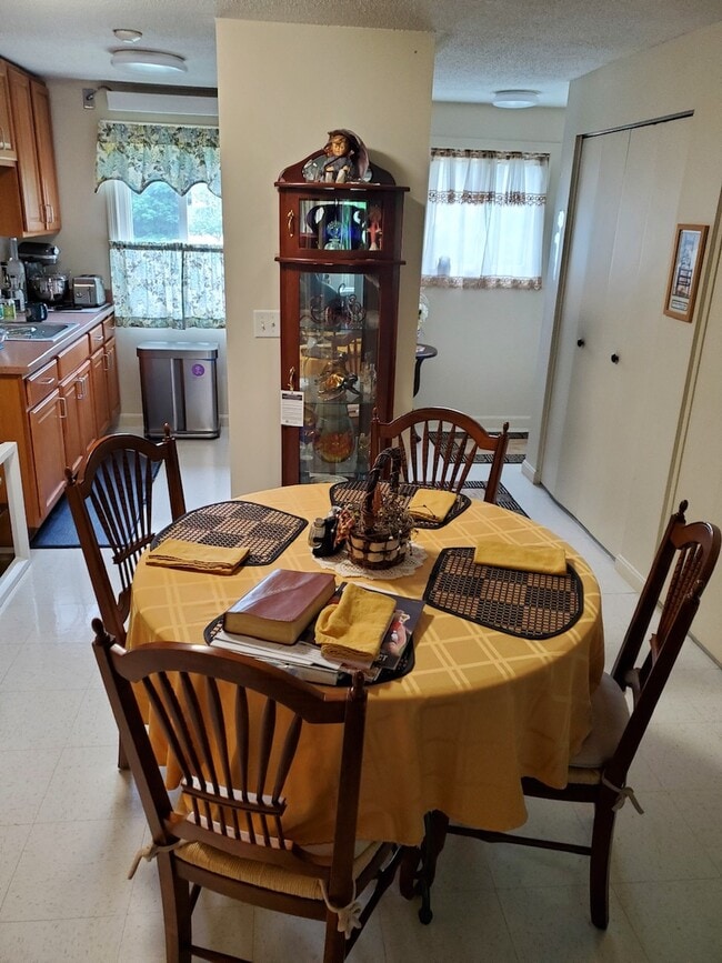 Building Photo - Pepperell Meadows